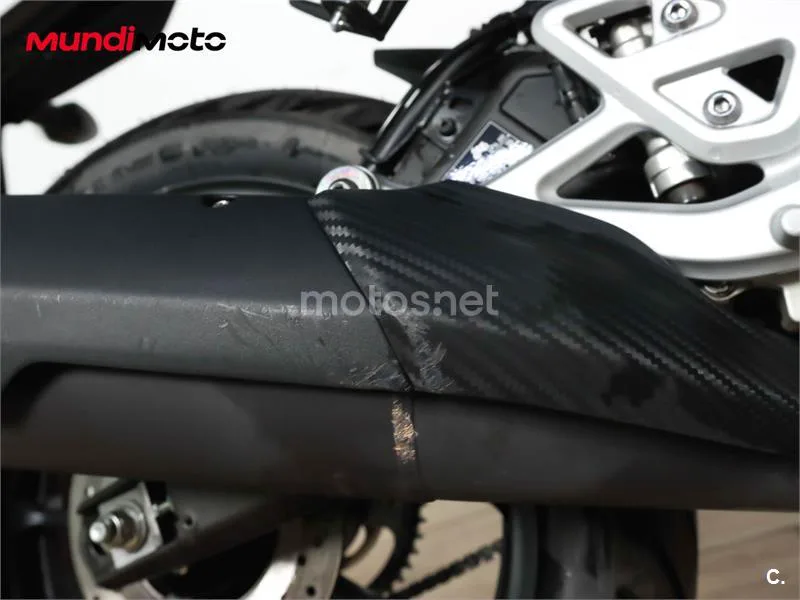 Yamaha MT-125 – Vista 18