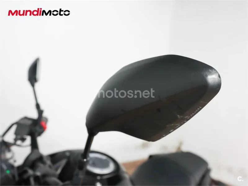 Yamaha MT-125 – Vista 19