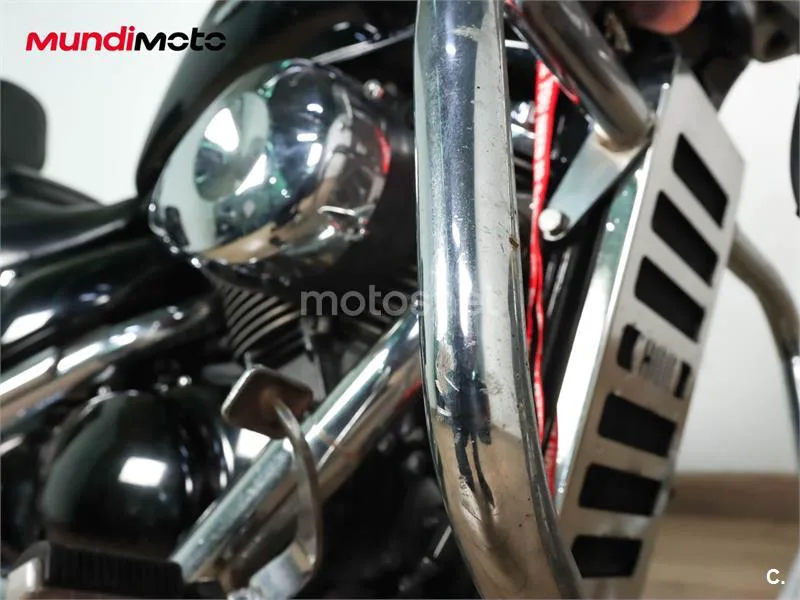 Suzuki Intruder M800 – Vista 15