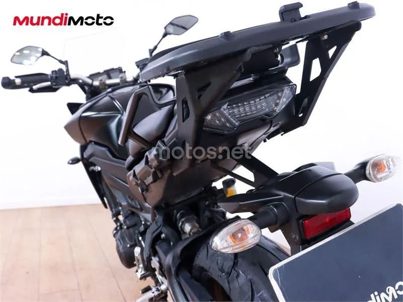 Yamaha Tracer 900 – Vista 9