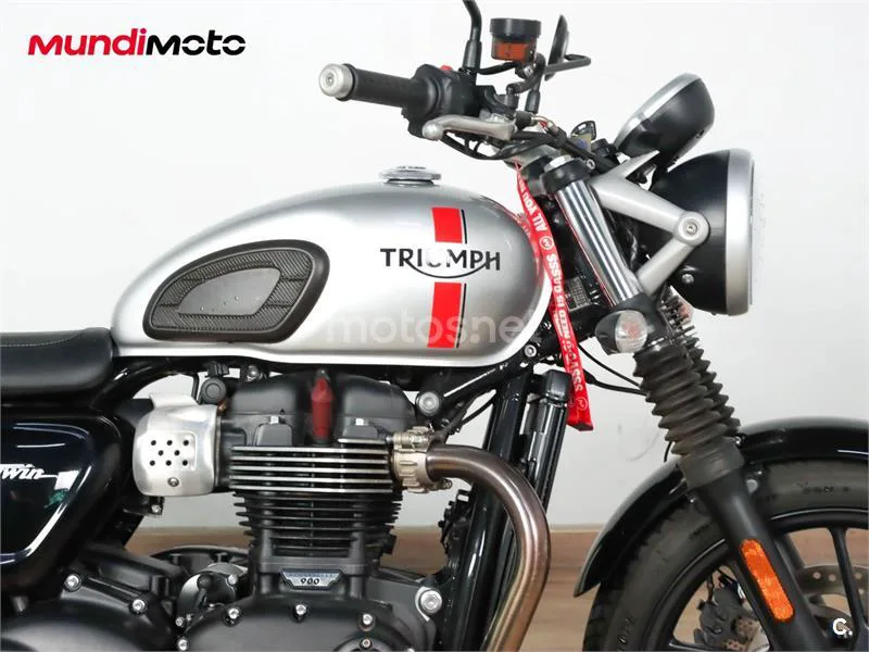 Triumph Street Twin – Vista 16
