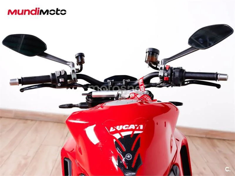 Ducati Streetfighter V2 – Vista 11