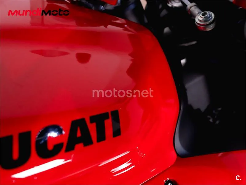 Ducati Streetfighter V2 – Vista 18