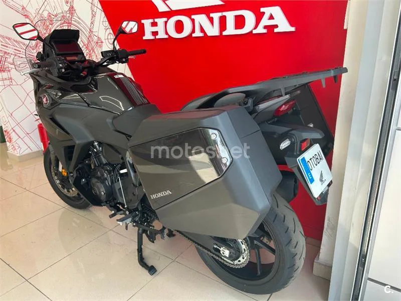 Honda NT1100 – Vista 3