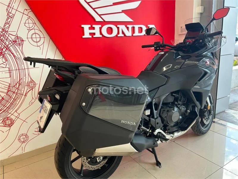 Honda NT1100 – Vista 7