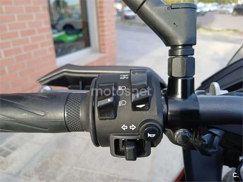 Yamaha Tracer 7 – Vista 11