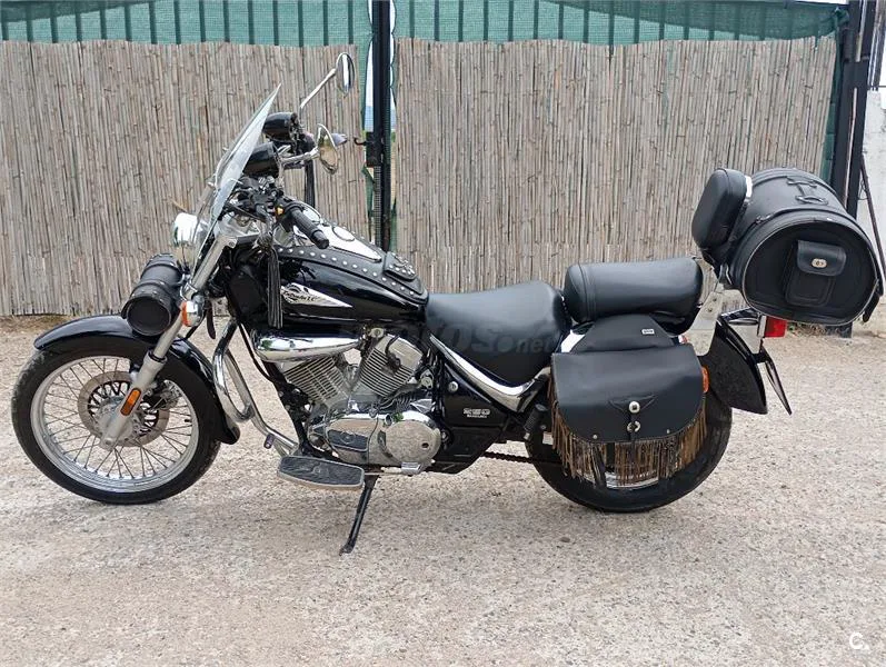 Suzuki Intruder 250 – Vista 4