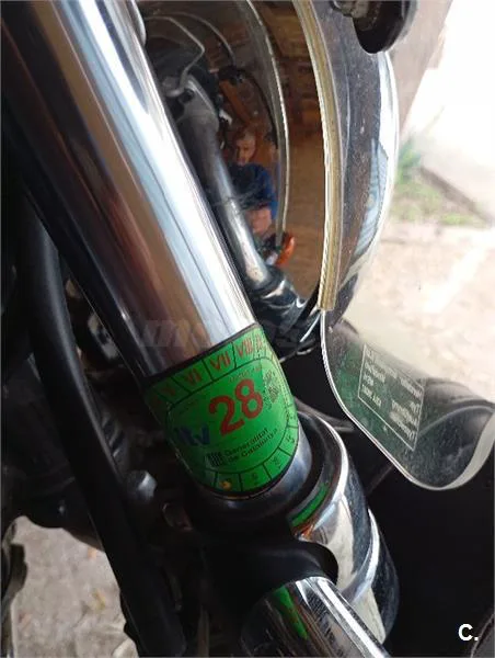 Suzuki Intruder 250 – Vista 7