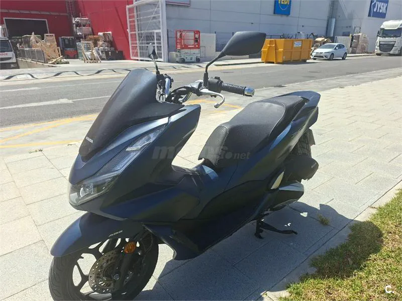 Honda PCX 125 – Vista 2