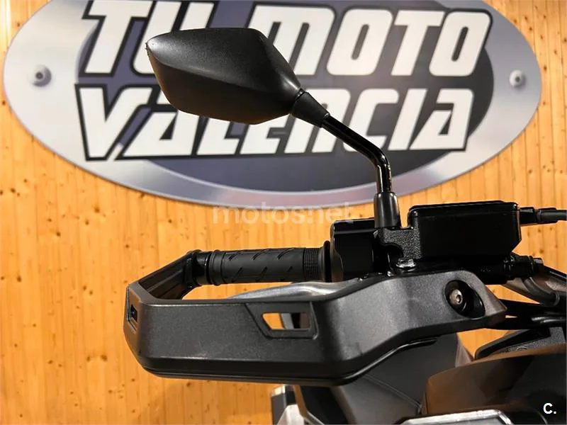 Honda X-ADV – Vista 35