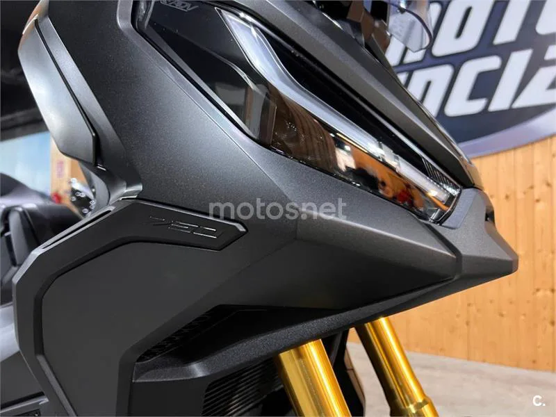 Honda X-ADV – Vista 39