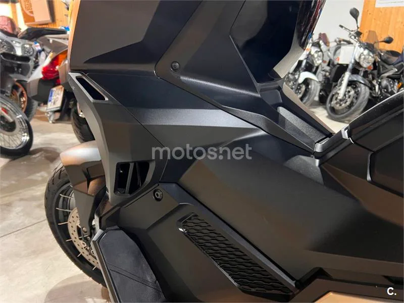 Honda X-ADV – Vista 74
