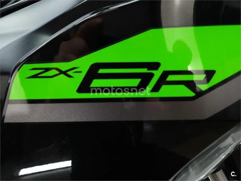 Kawasaki Ninja ZX-6R – Vista 12