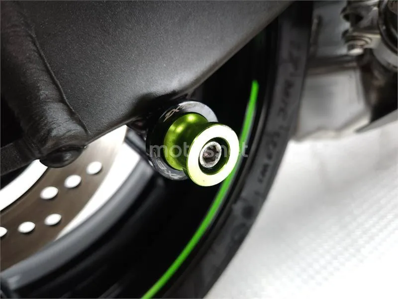Kawasaki Ninja ZX-6R – Vista 13