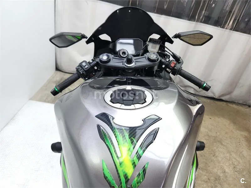 Kawasaki Ninja ZX-6R – Vista 7