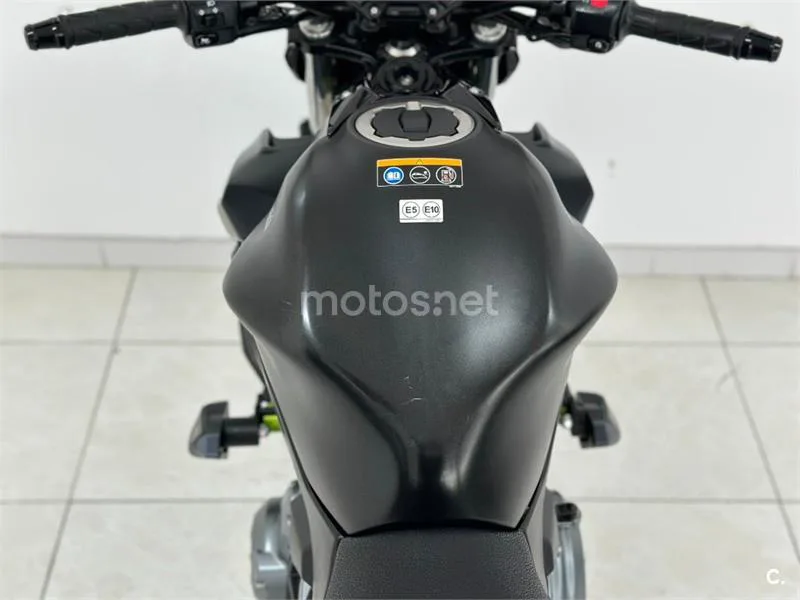 Kawasaki Z650 – Vista 7