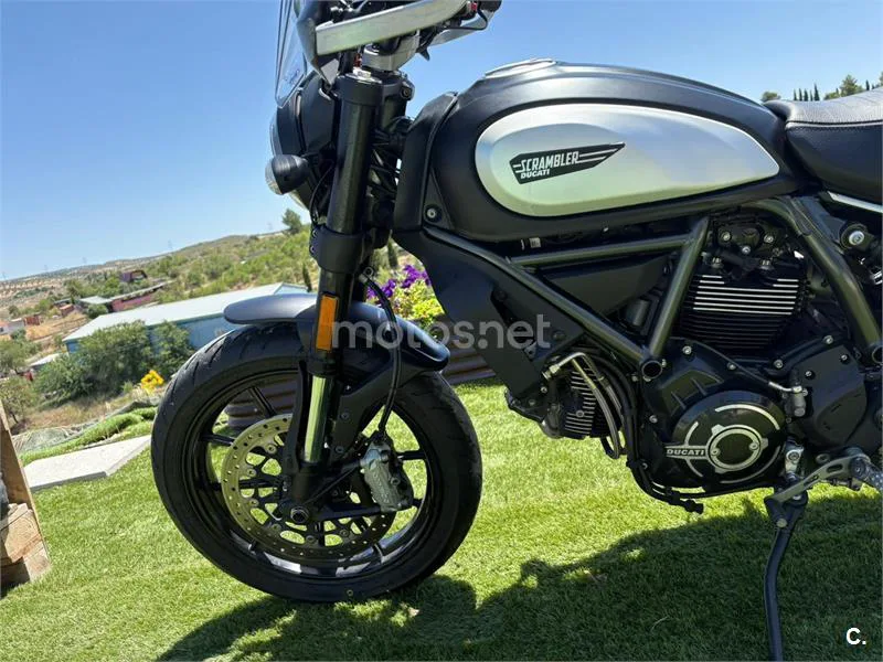 Ducati Scrambler – Vista 2