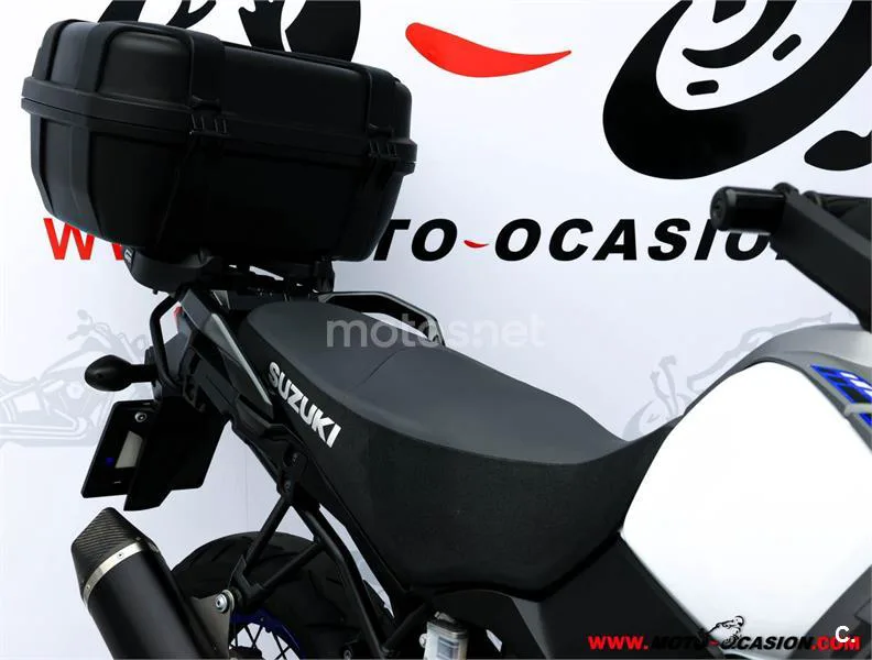 Suzuki V-Strom 1000 XT – Vista 11