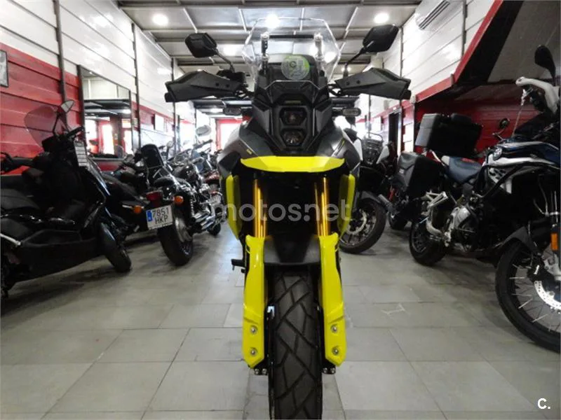Suzuki V-Strom 800 – Vista 4
