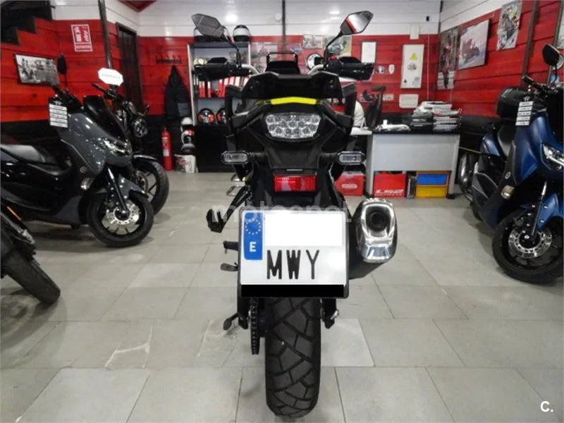 Suzuki V-Strom 800 – Vista 7