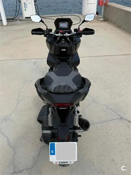 Honda ADV 350 – Vista 6