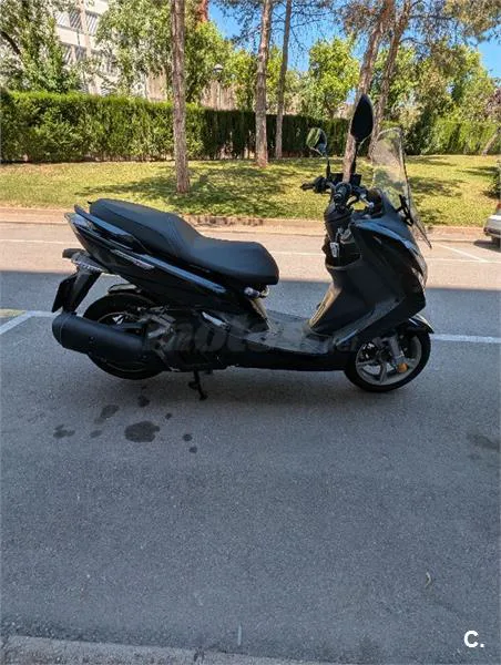 Yamaha Majesty – Vista 3