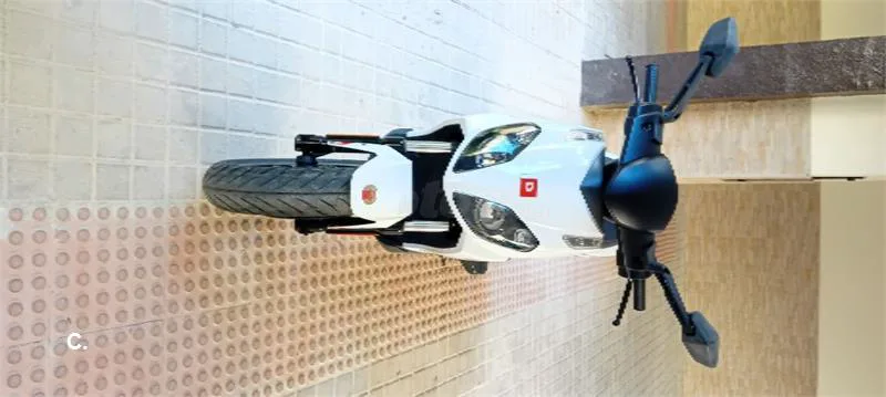 Derbi Variant Sport 125 – Vista 3