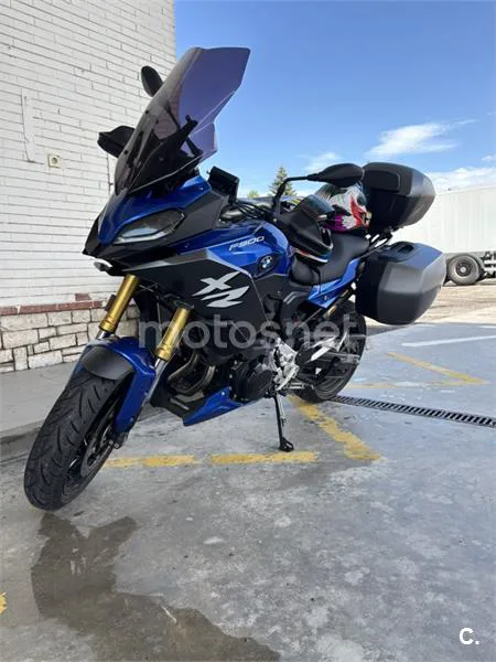BMW F 900 XR – Vista 3