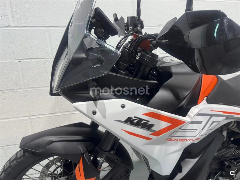 KTM 790 – Vista 20