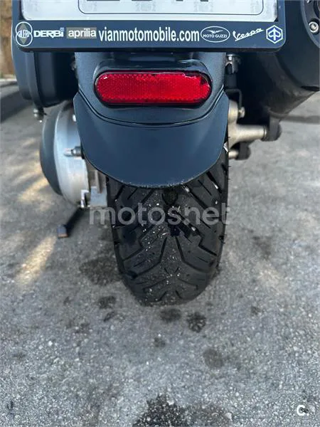 Piaggio Beverly – Vista 4