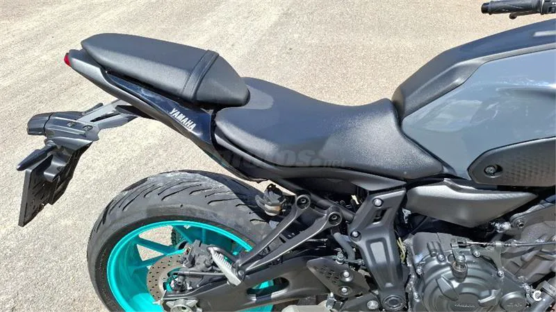 Yamaha MT-07 – Vista 7