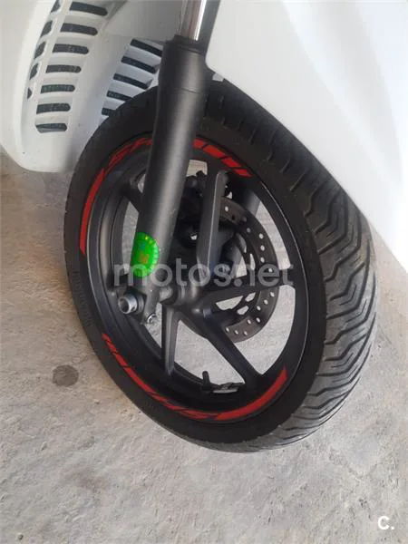 Honda SH 300i – Vista 7
