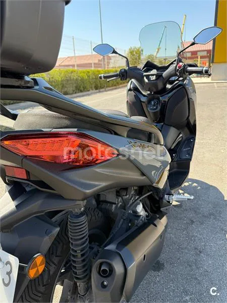 Yamaha XMAX 300 – Vista 6