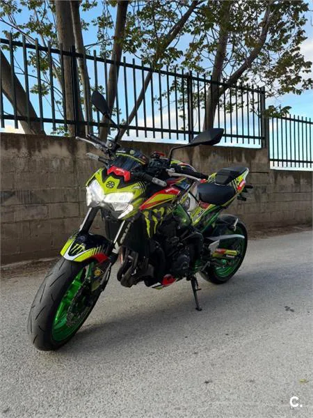 Kawasaki Z900 – Vista 7