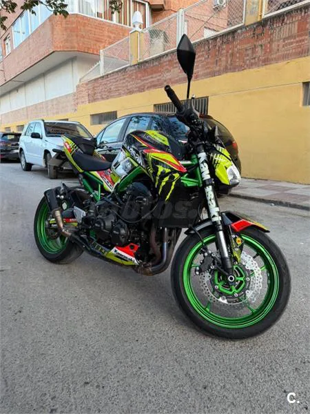 Kawasaki Z900 – Vista 8