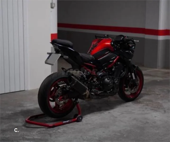 Kawasaki Z900 – Vista 2