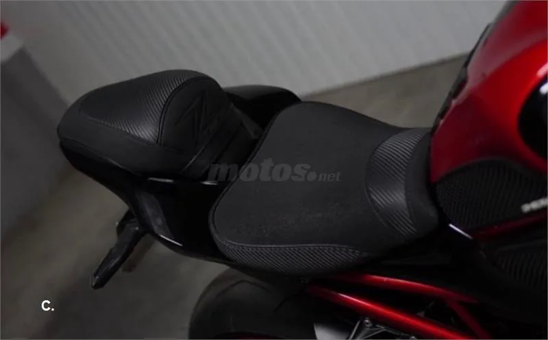 Kawasaki Z900 – Vista 3