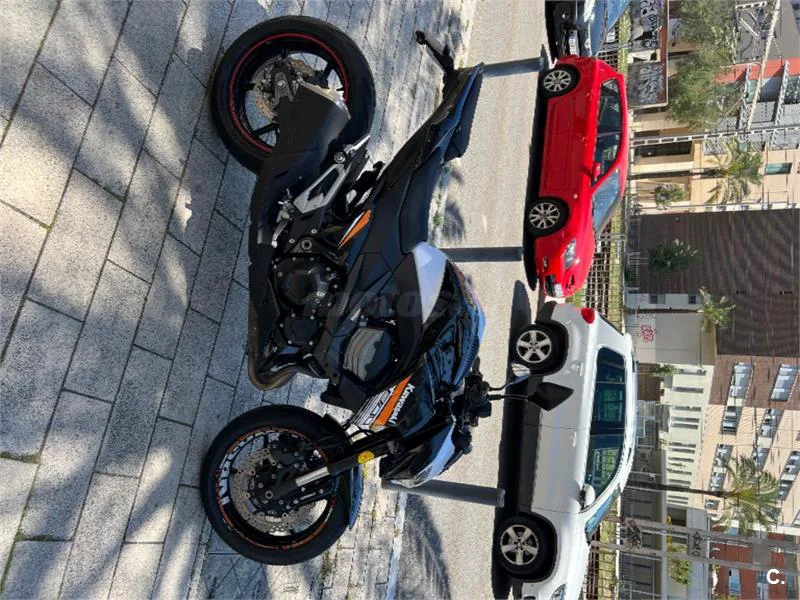 Kawasaki Z800 – Vista 2