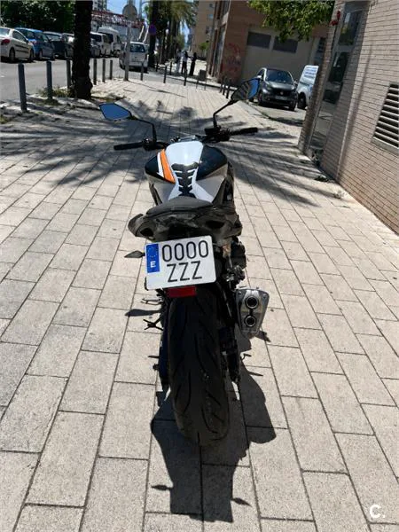Kawasaki Z800 – Vista 4