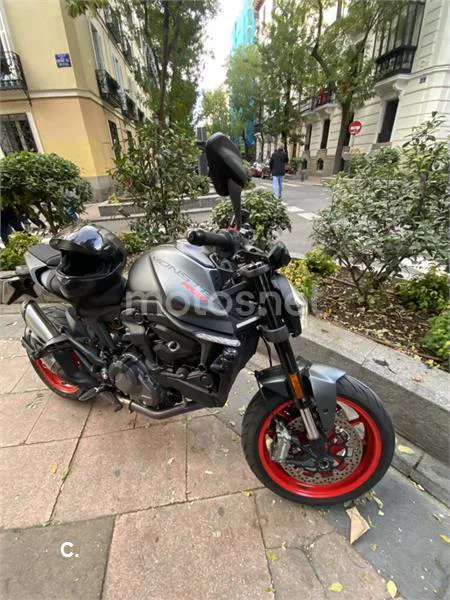 Ducati Monster – Vista 2