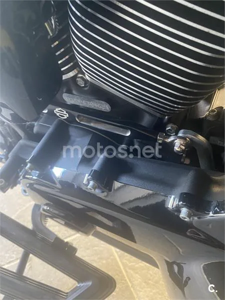 Harley-Davidson Road King – Vista 7