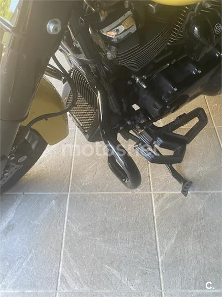 Harley-Davidson Road King – Vista 10