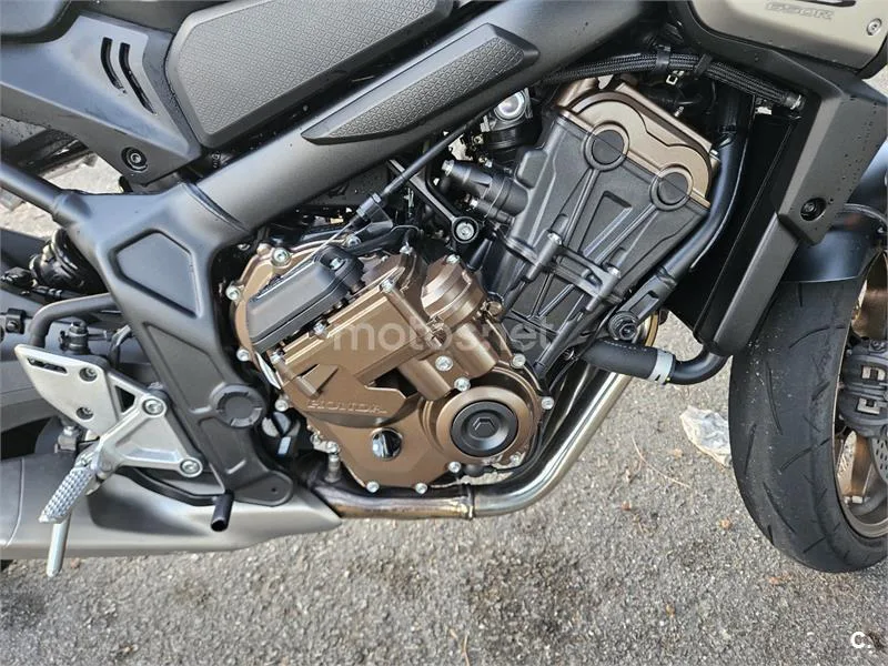 Honda CB 650 R – Vista 2