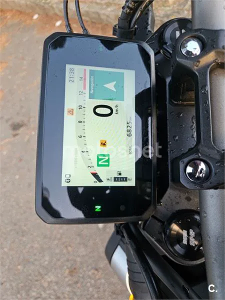 Honda CB 650 R – Vista 9