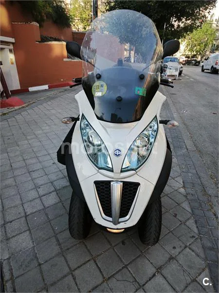 Piaggio MP3 500 LT Business – Vista 2