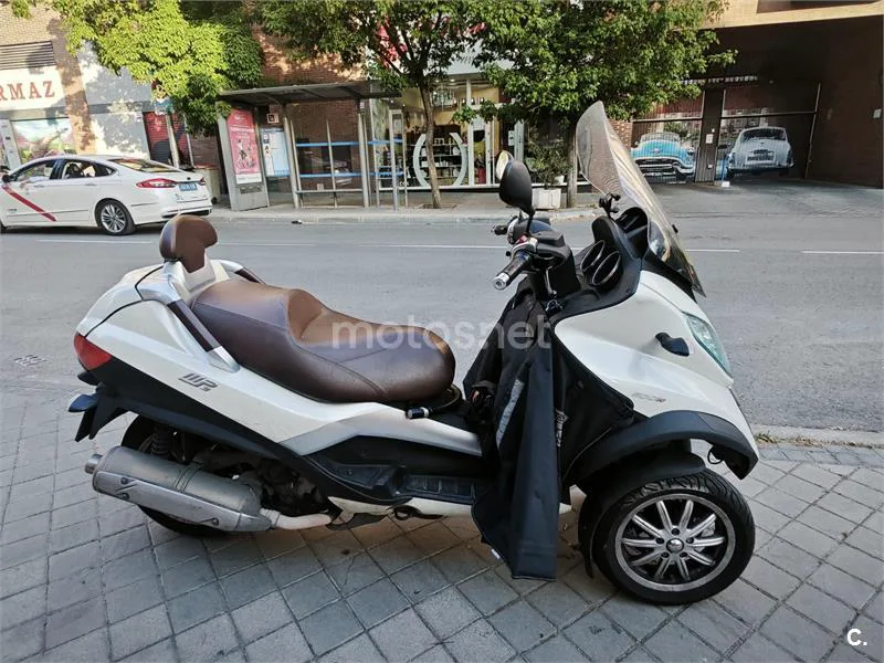 Piaggio MP3 500 LT Business – Vista 3
