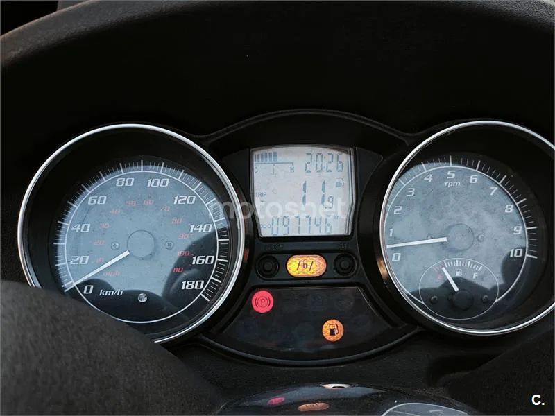 Piaggio MP3 500 LT Business – Vista 4