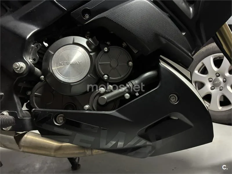 Keeway RKF 125 – Vista 8