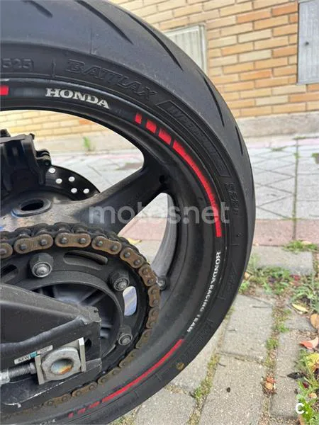 Honda CBR 1000 RR Fireblade – Vista 4