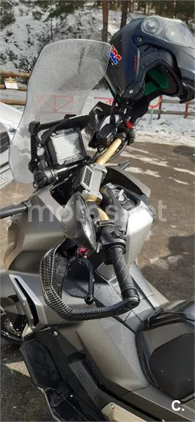 Honda X-ADV – Vista 3